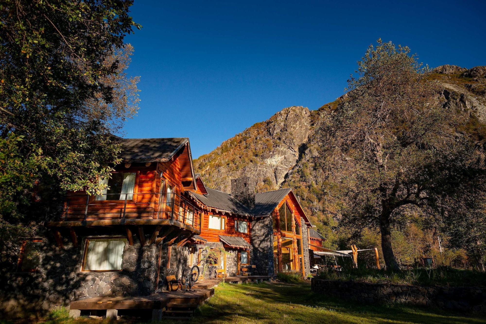 Vista Exterior Hotel Roca Negra