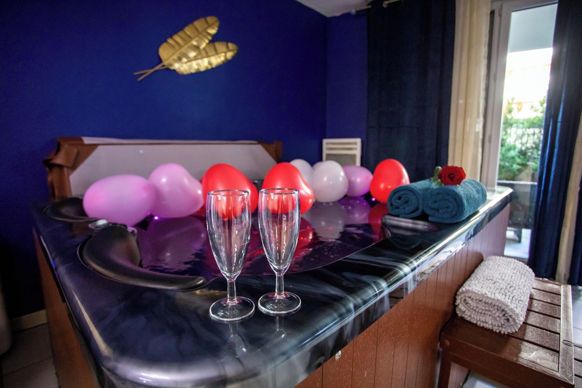 Spa Suite jacuzzi