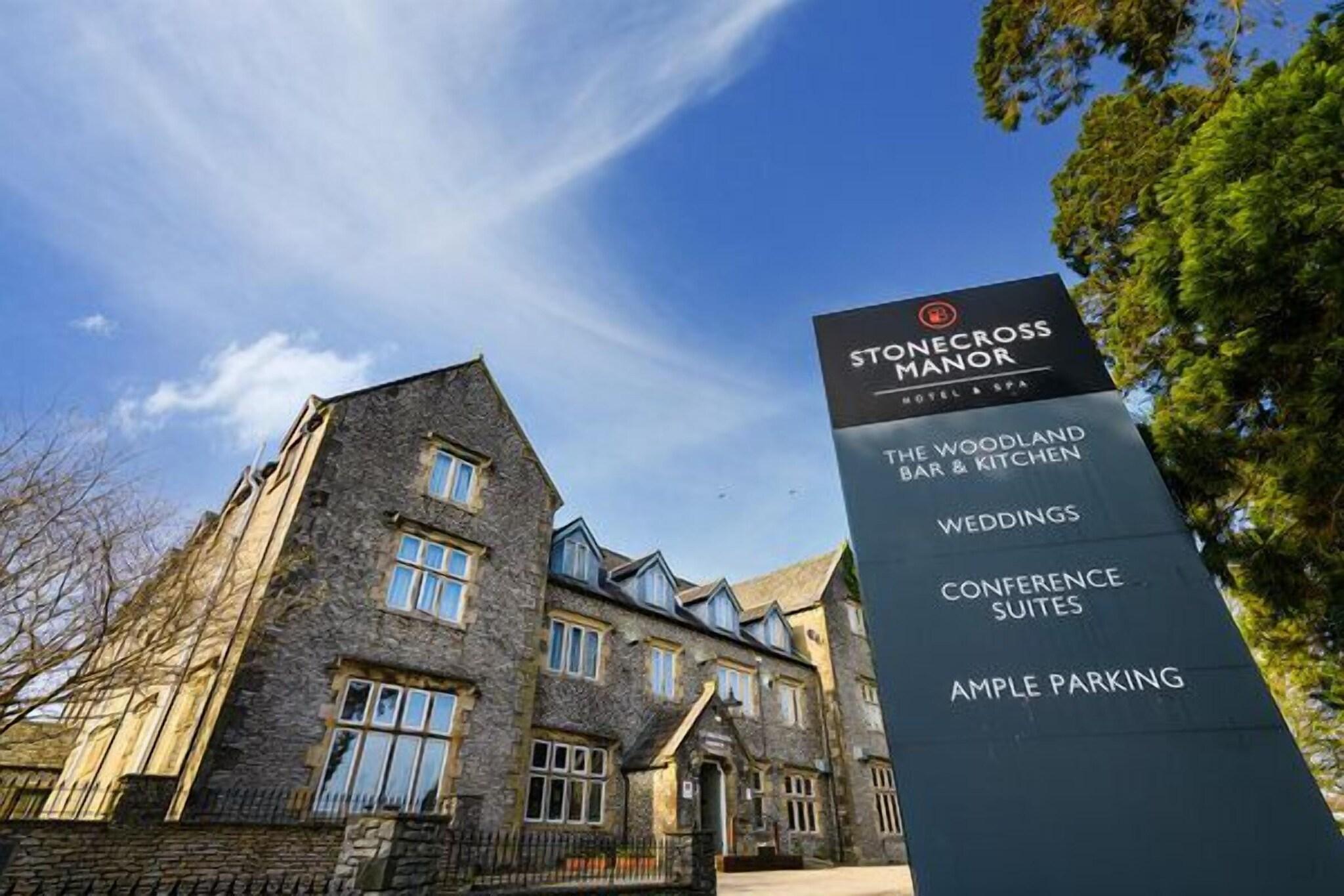 Vista Exterior Stonecross Manor Hotel