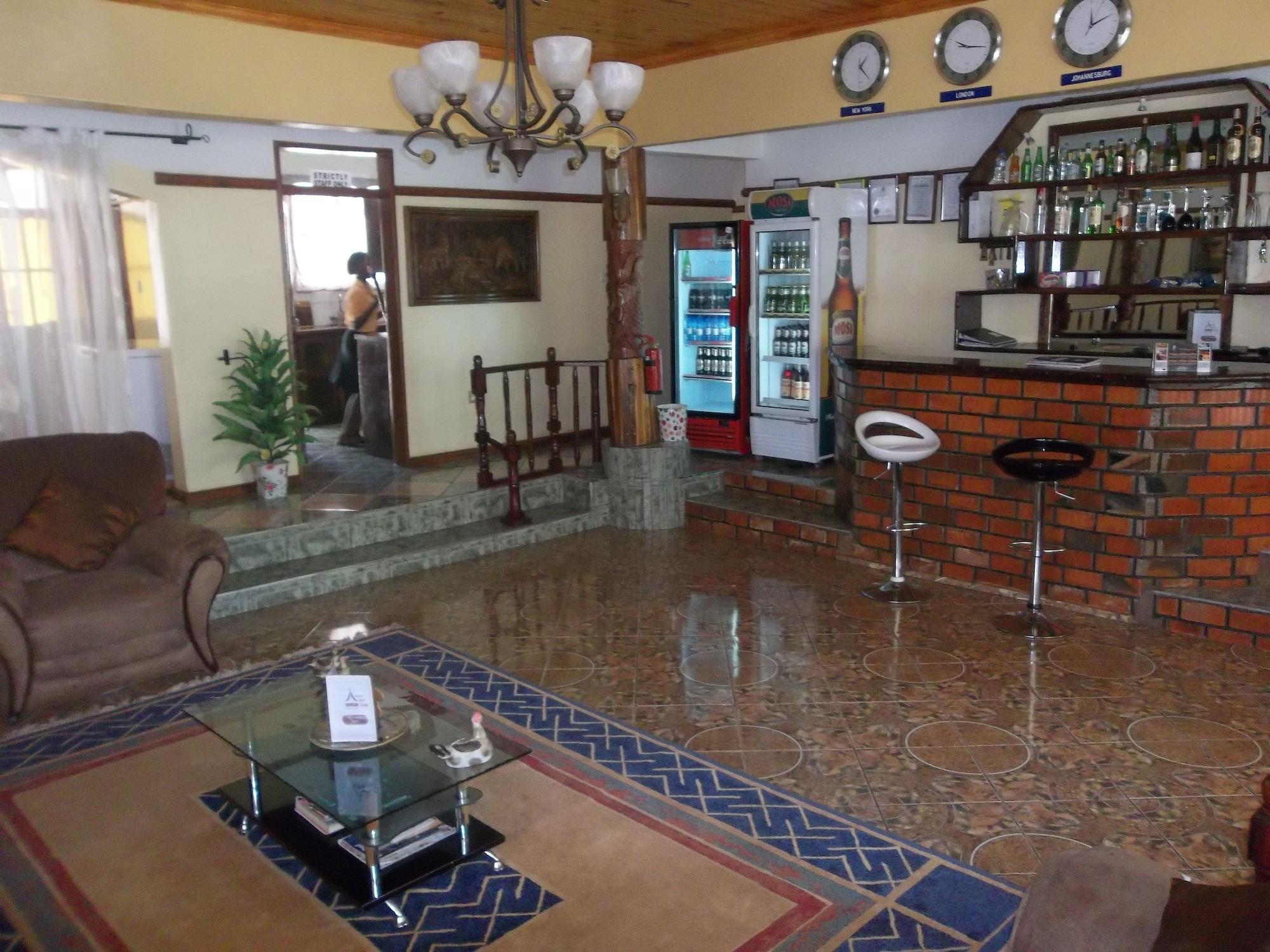 Bar/Salón White Rose Lodge