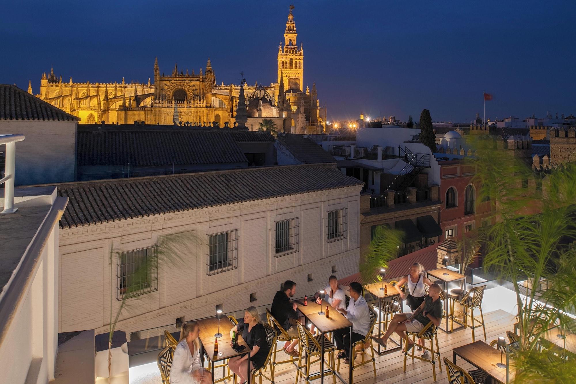 Bar/Salón Casa del Contratador by Época Suites