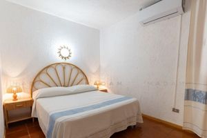 Alquiler Vacacional - ASFODELI 14, COZY AND PRIVATE ONE-BEDROOM APARTMENT IN CUGNANA VERDE