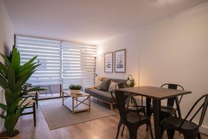 Alquiler Temporario - Sophisticated Comfort Just Steps from Mall