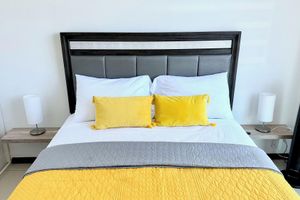 Alquiler Vacacional - Charming 2-bedroom condo apartment with WiFi, fitness & pool in San José