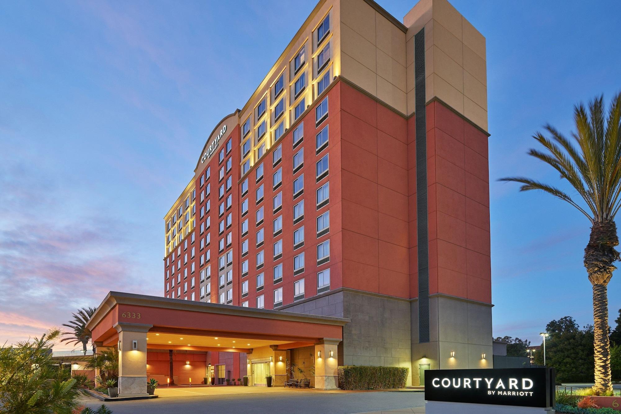 Vista Exterior Courtyard by Marriott Culver City Los Angeles
