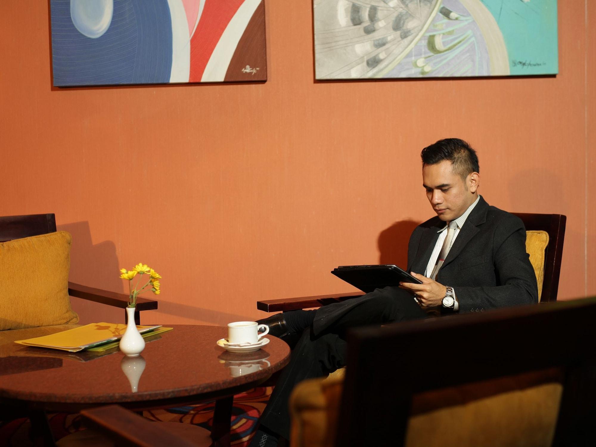 Vista Lobby Grand Wahid Hotel Salatiga