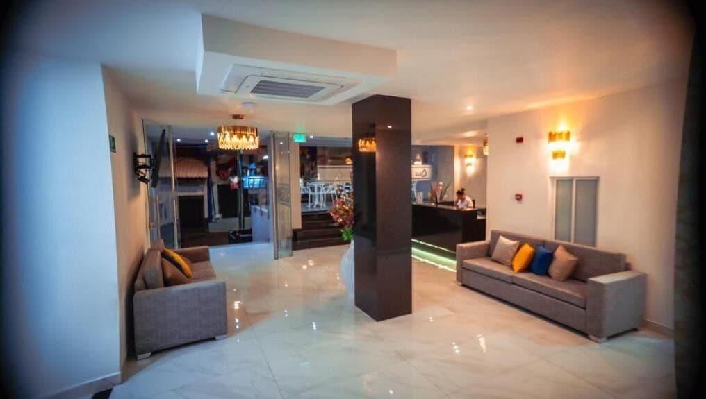 Vista Lobby Hotel Qatar Cali