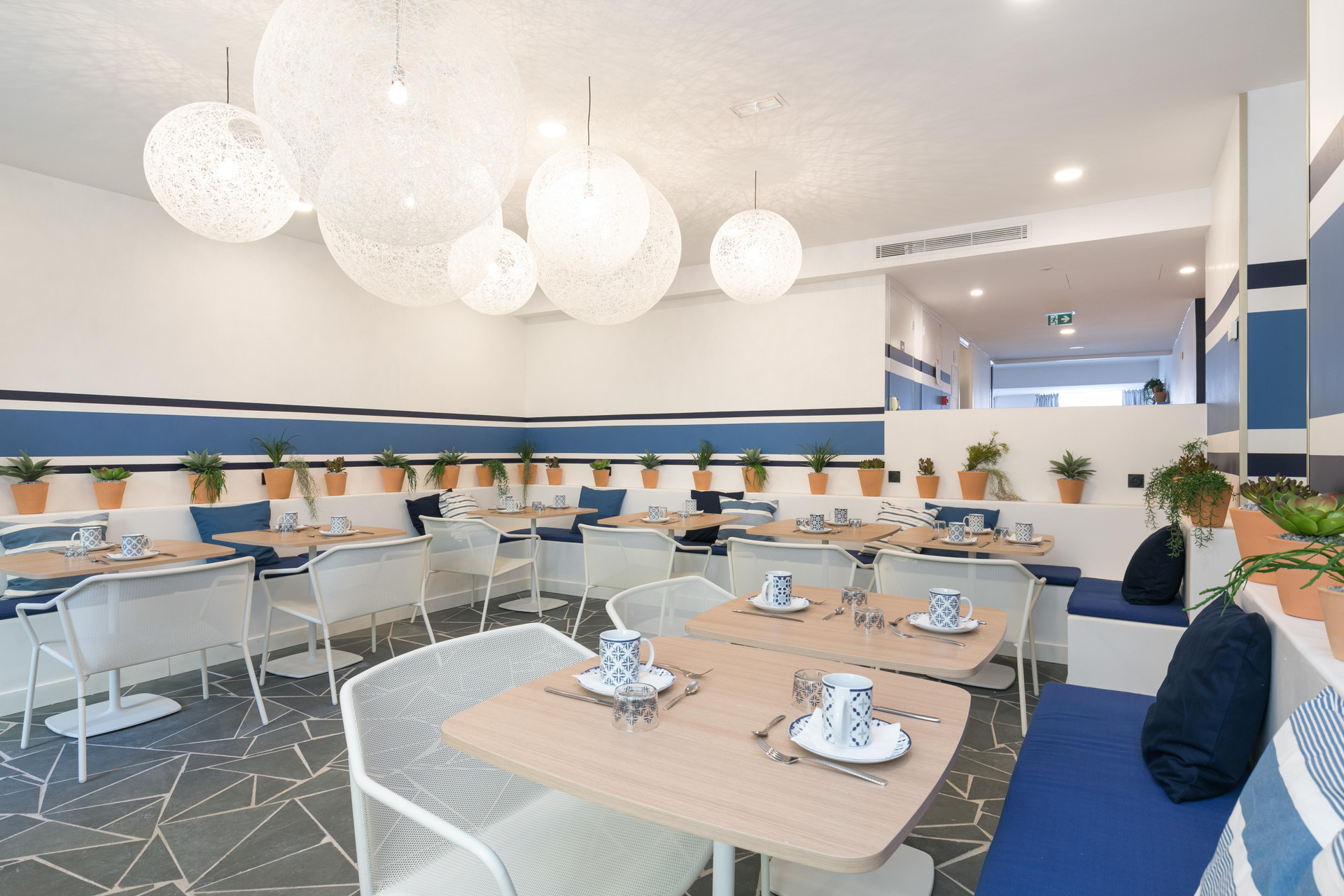 Restaurante The Deck Hotel by HappyCulture