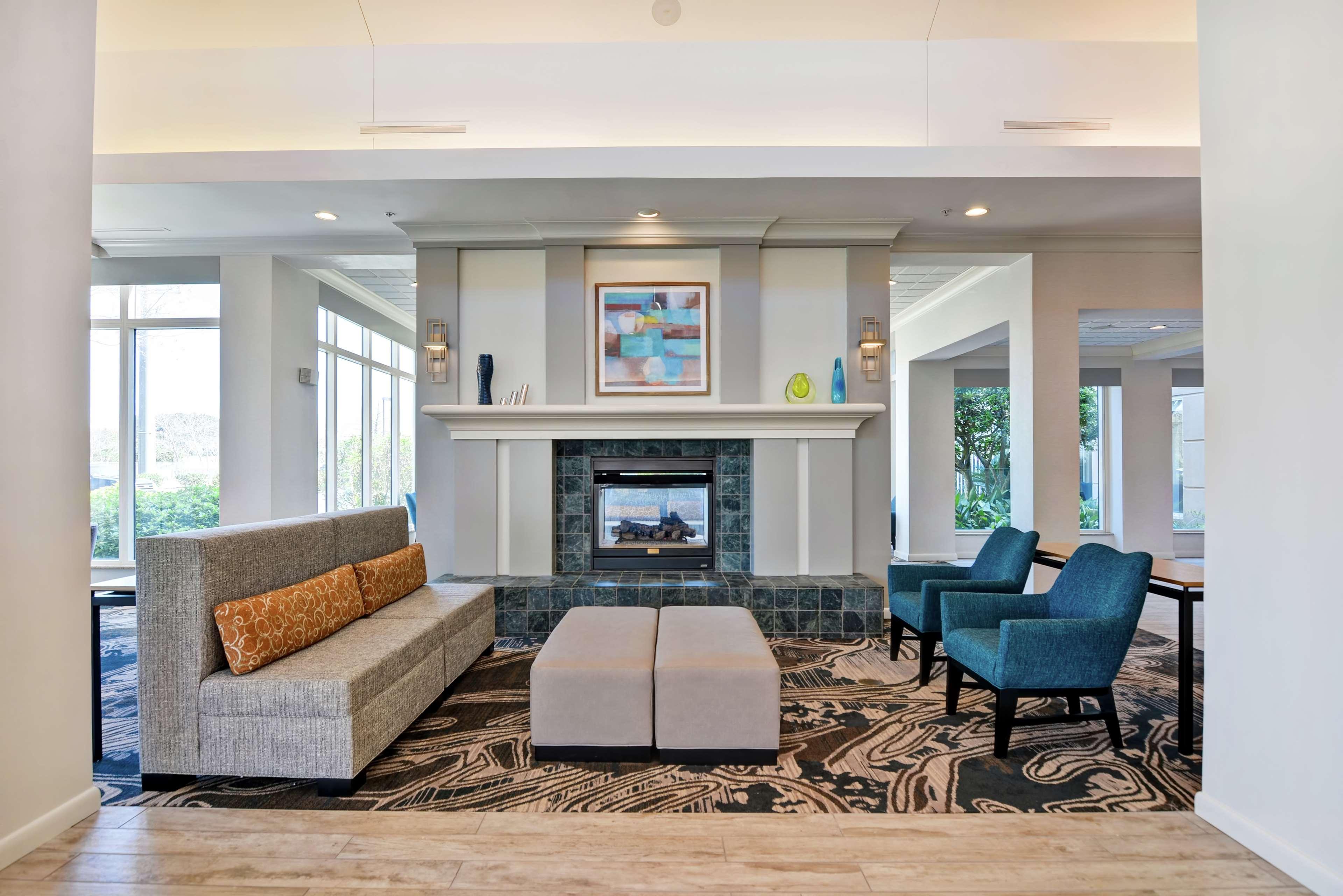 Vista Lobby Hilton Garden Inn Mobile East Bay / Daphne