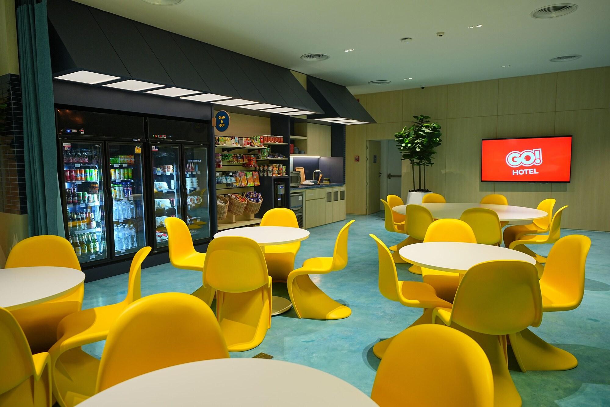 Bar/Salón GO Hotel Sriracha at Central Si Racha