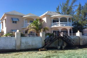 Alquiler Vacacional - House by the sea with a small sandy beach, pool and fantastic views