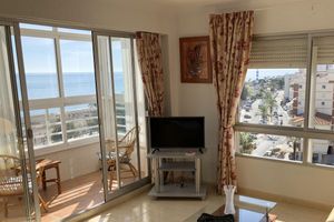Alquiler Vacacional - Apartment on the beachfront equipped and with excellent sea views