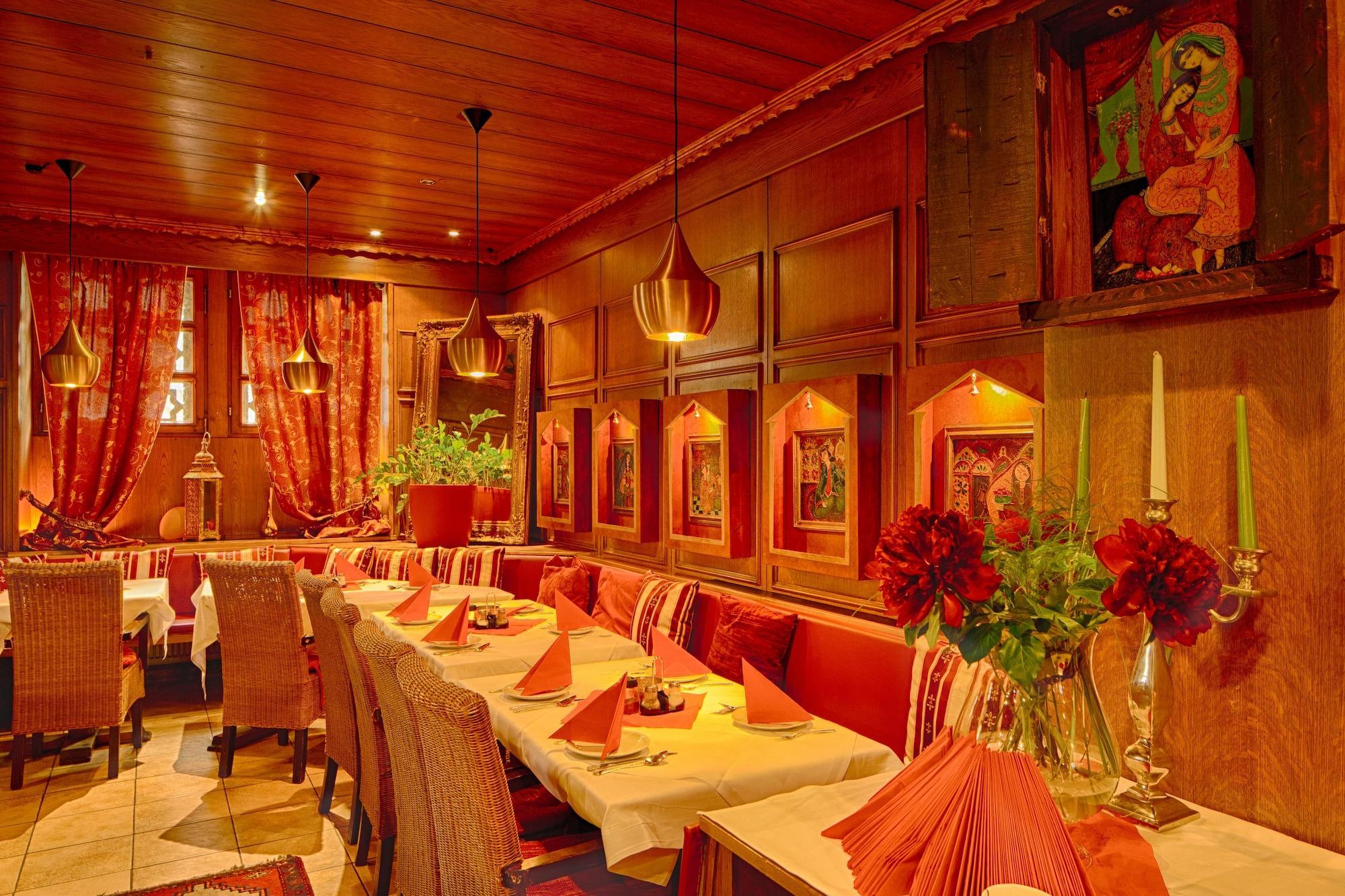 Restaurant Hotel Little Paris