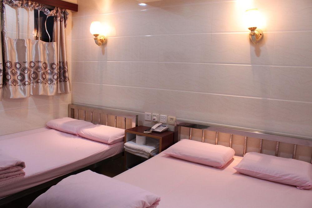 Varios Asia Wifi Budget Hostel - Las Vegas Group Hostels