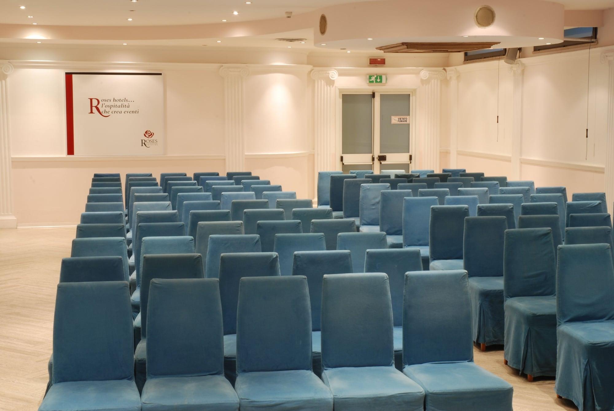 Sala de Reuniones Hotel de La Ville