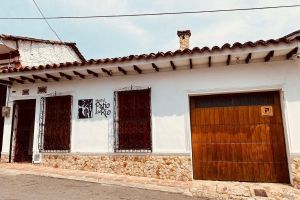 Alojamiento - Hostal Patio del Río