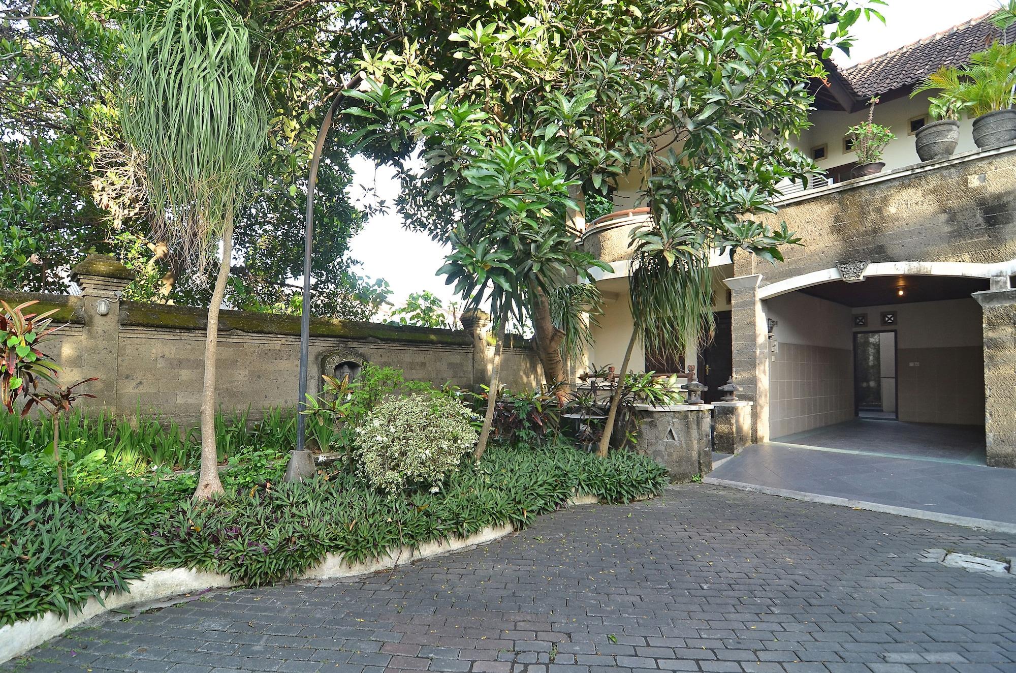 Equipamiento de Habitación Taman Ayu 212