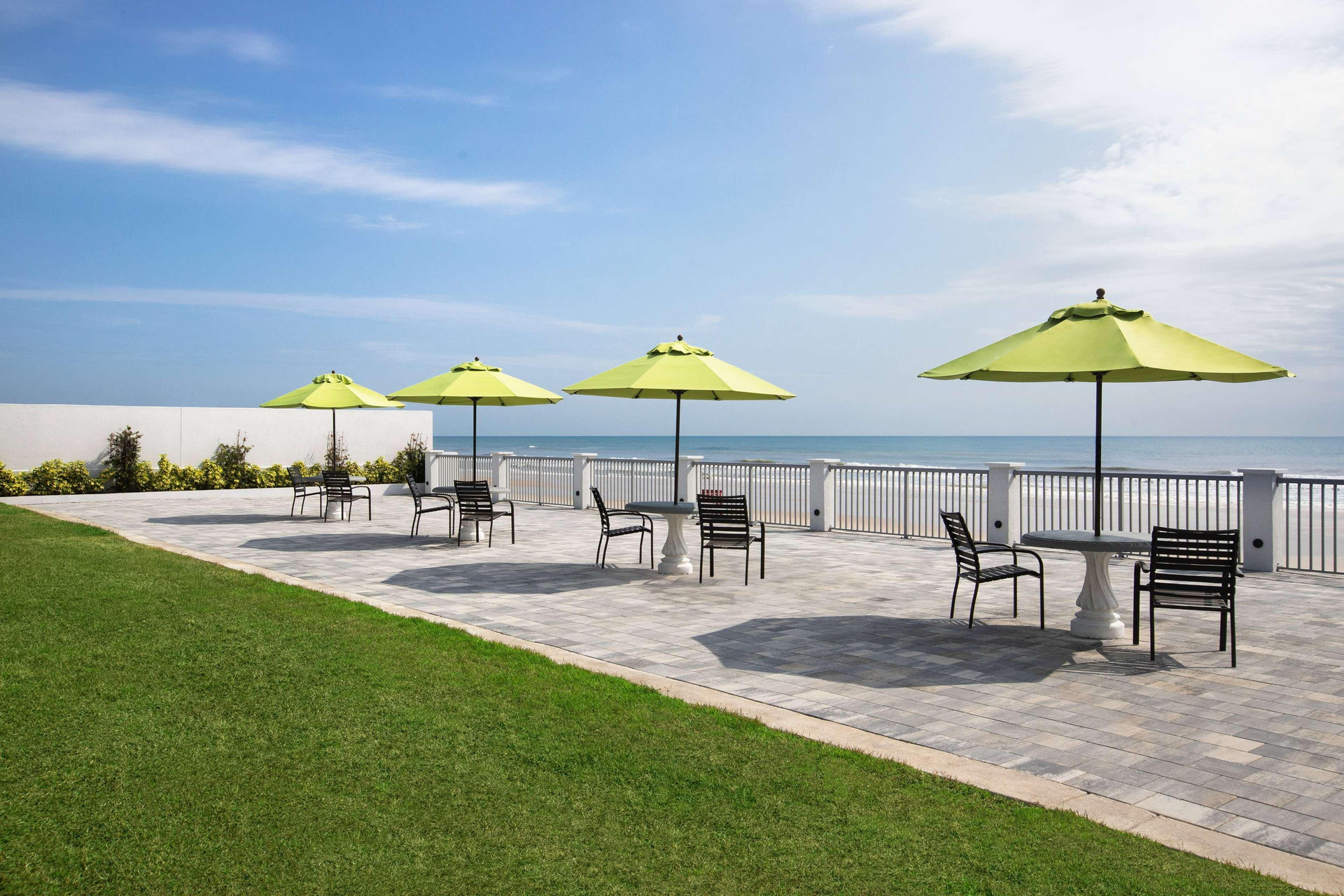 Playa La Quinta Inn & Suites Daytona Beach - Oceanfront