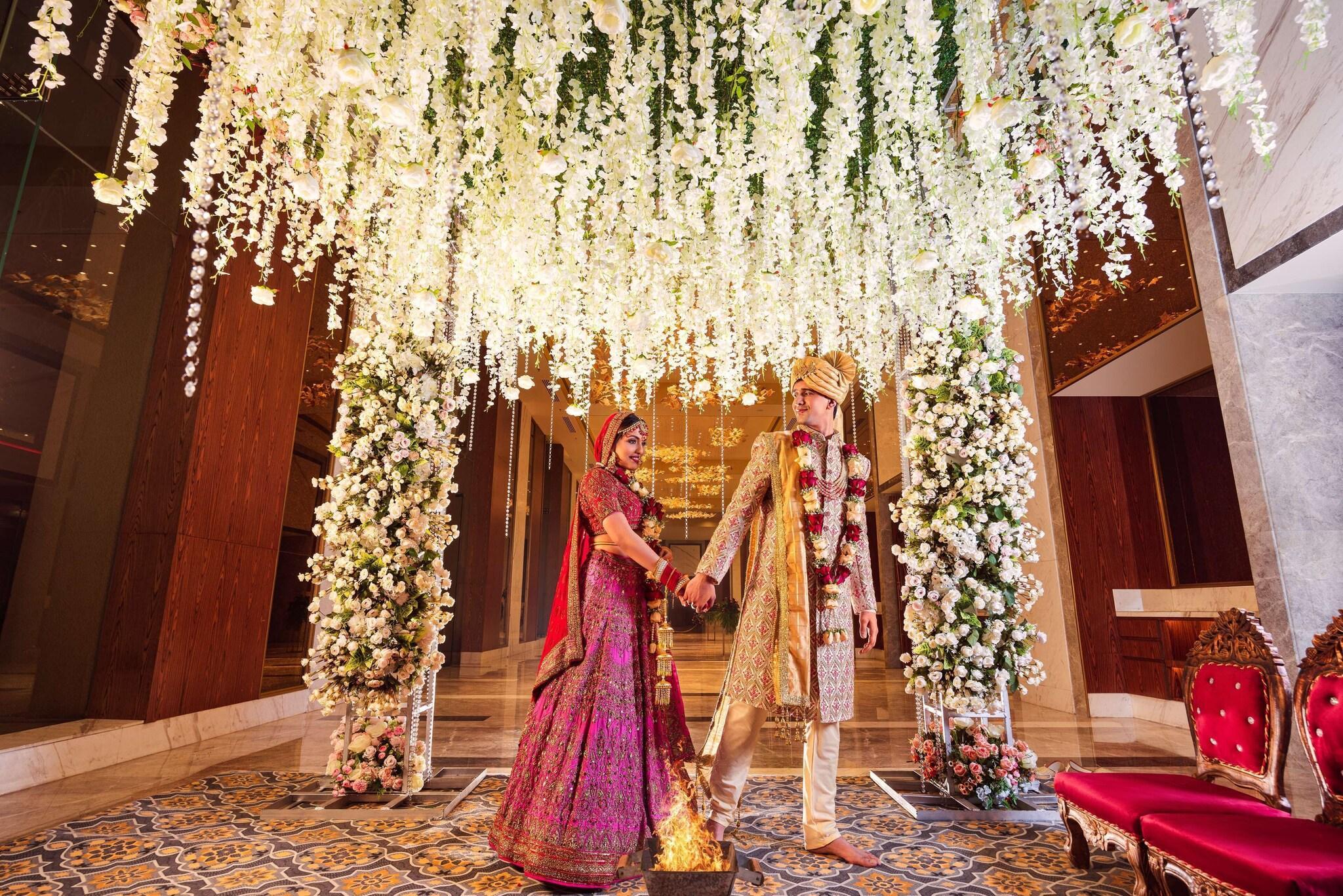 Vista Lobby Radisson Hotel Agra