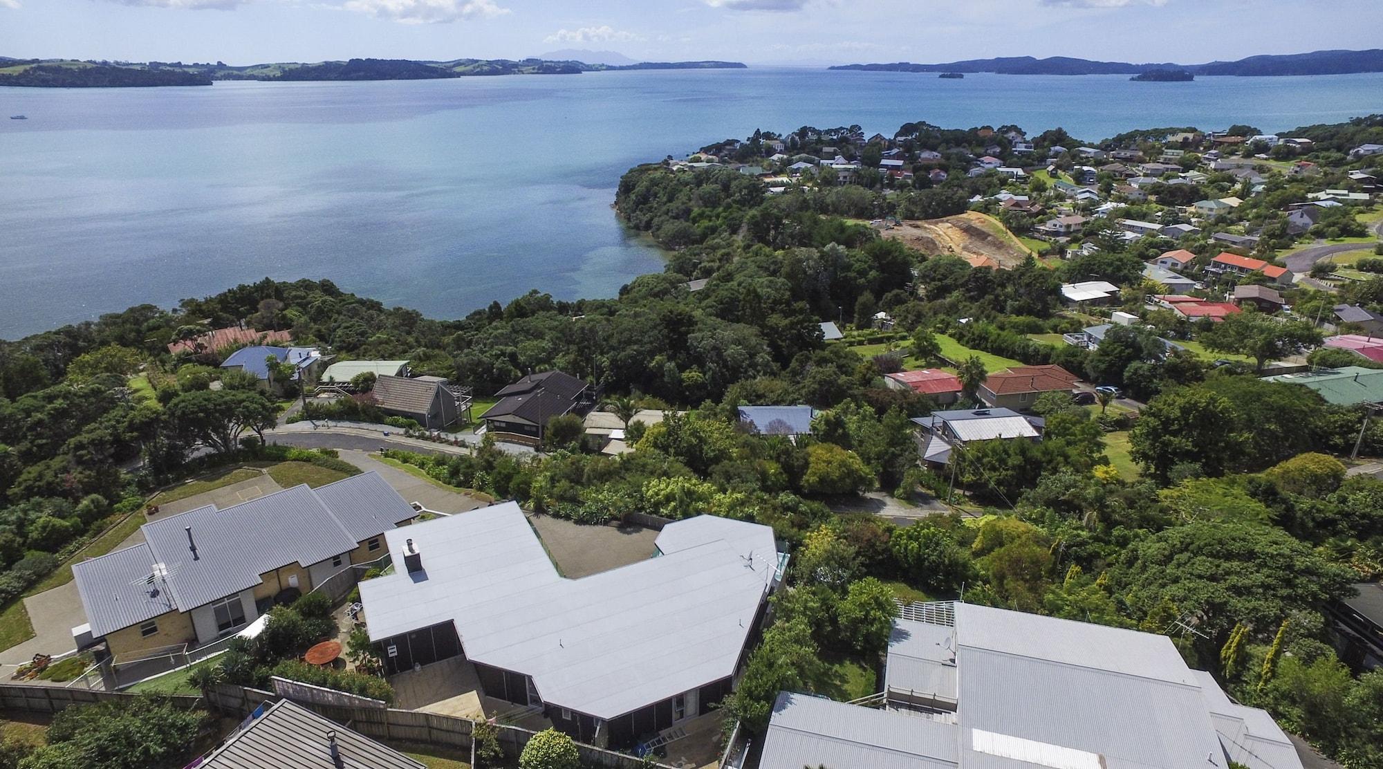 Vista Exterior Tahi Lodge - Matakana Coast