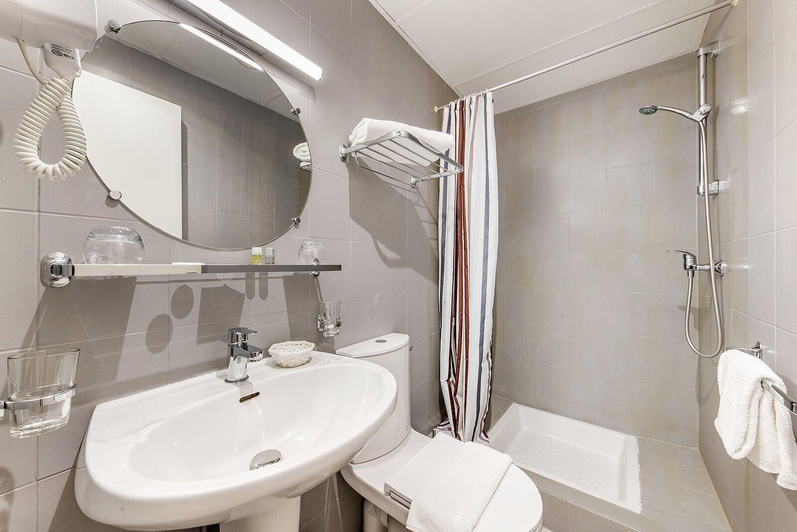 Equipamiento de Habitación Crystal Hotel