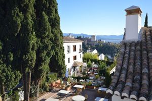 Renta temporal - A beautiful and comfortable historic home with a view of the Alhambra in Granada / Albayzin