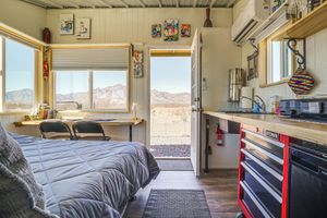 Renta temporal - Tiny Town Cottages in Rodeo! 'dog House'