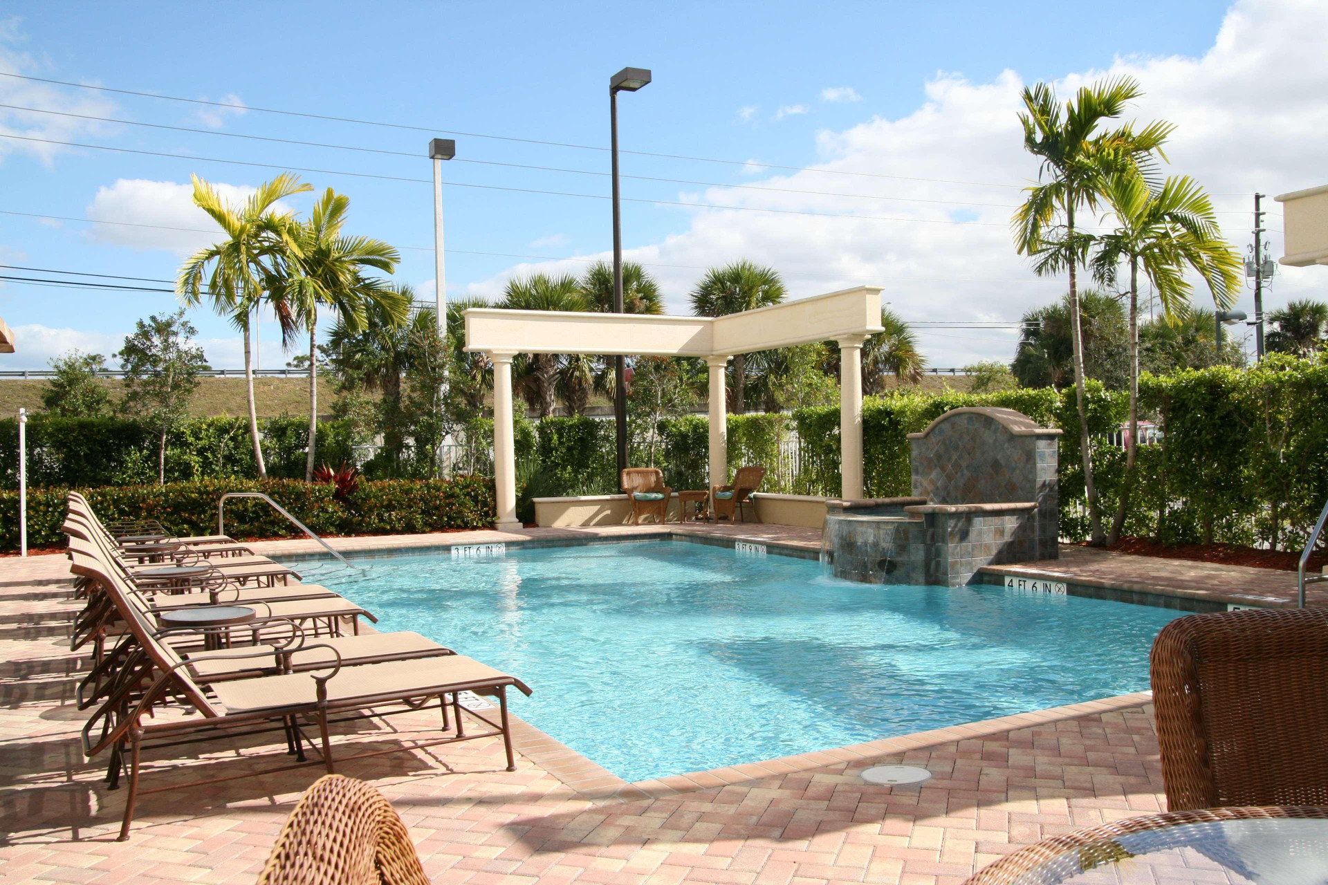 Vista Piscina Hampton Inn West Palm Beach-Lake Worth-Turnpike