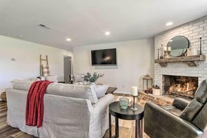 Arriendo temporal - 'green Acres' Home w/ Fire Pit + Fishing Pond