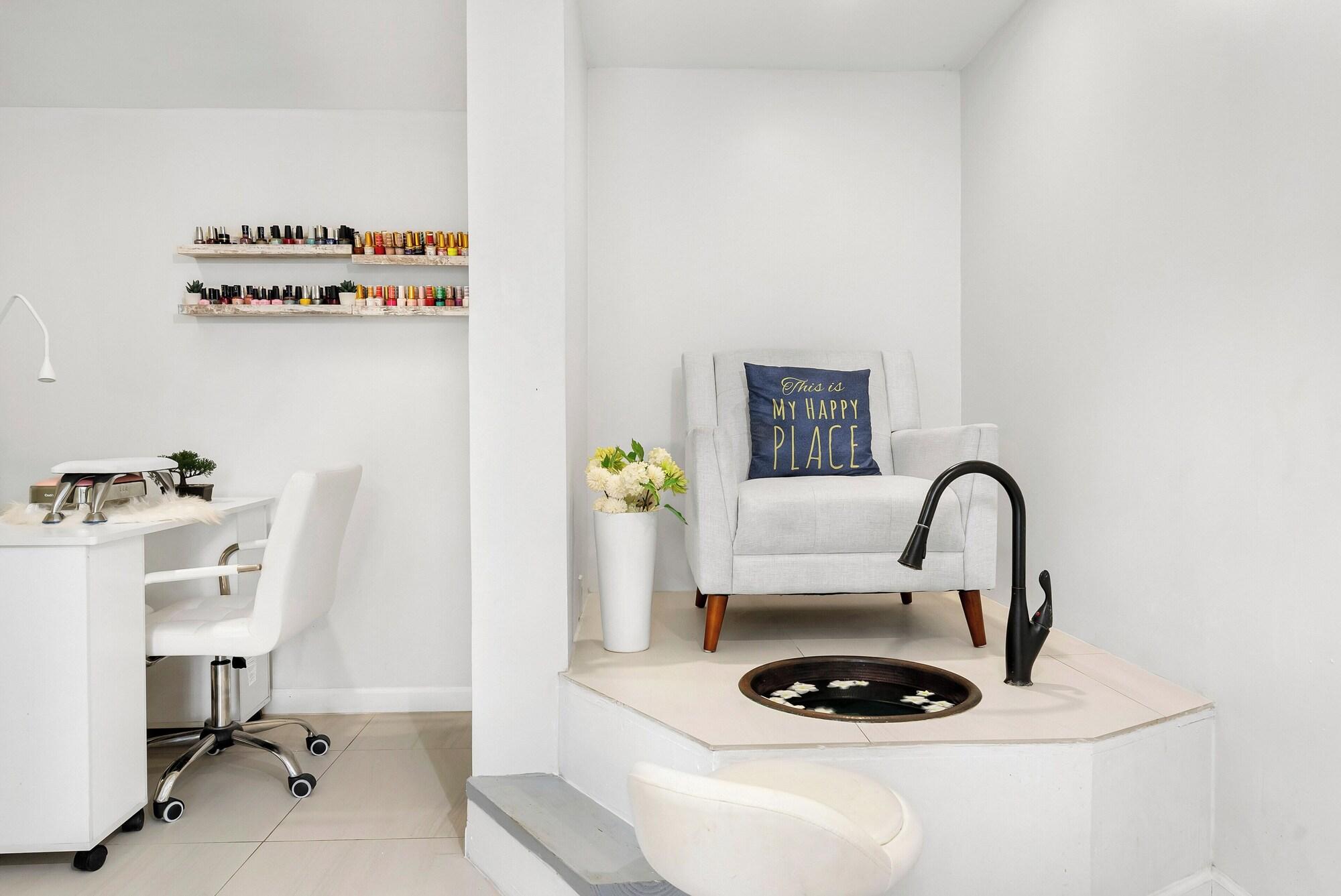 Spa Pelican Beach Hotel