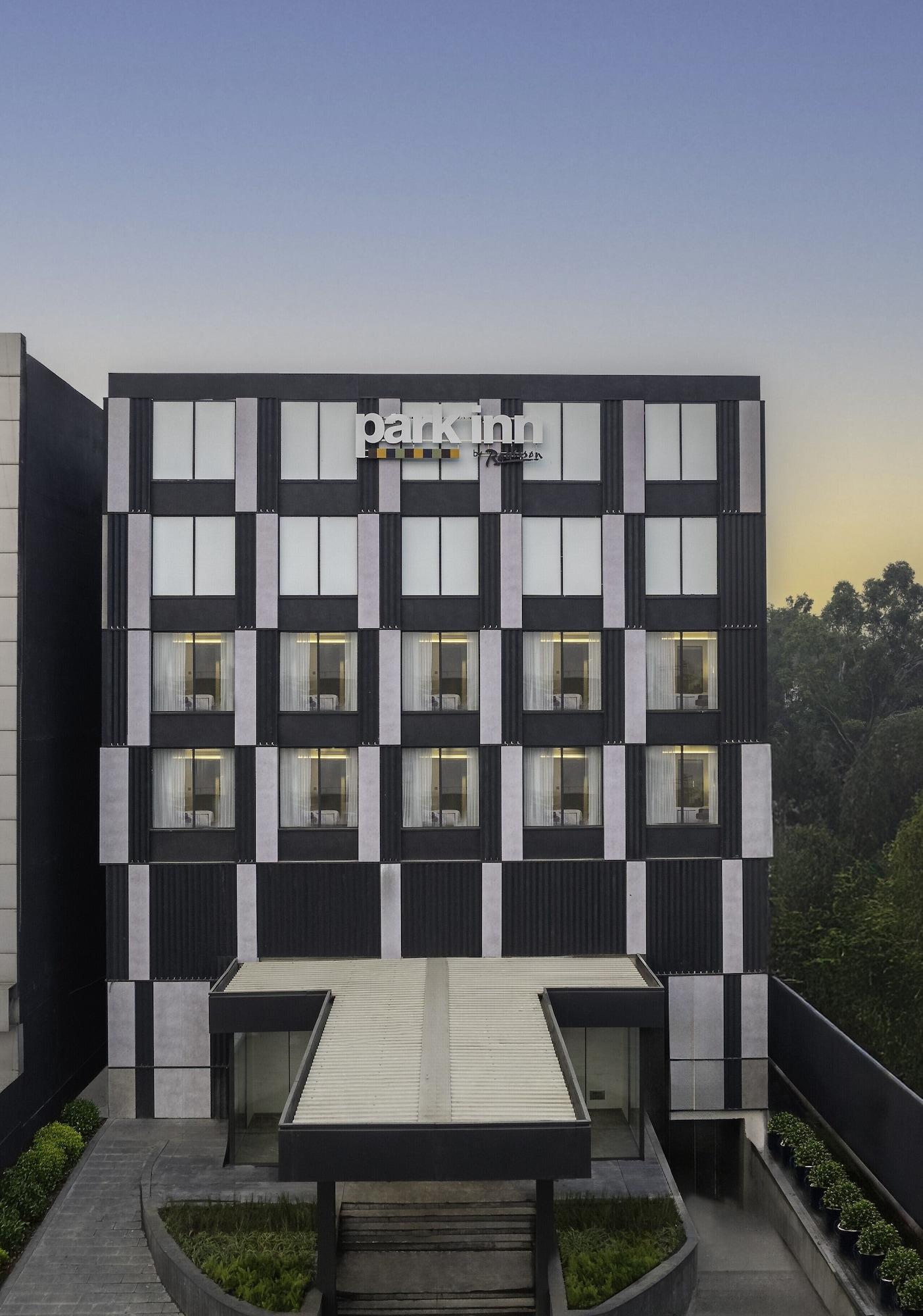 Vista Exterior Park Inn By Radisson Jalandhar