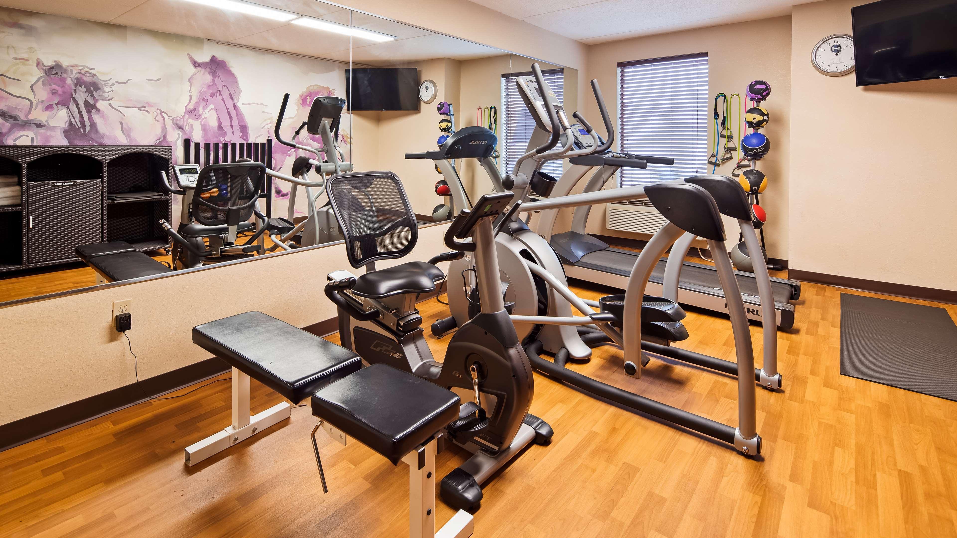 Gimnasio Best Western Harrisburg North Hotel
