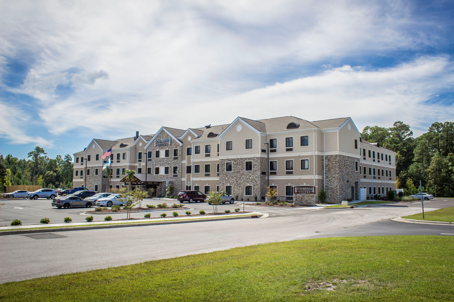 Vista Exterior Staybridge Suites Jacksonville - Camp Lejeune Area by IHG