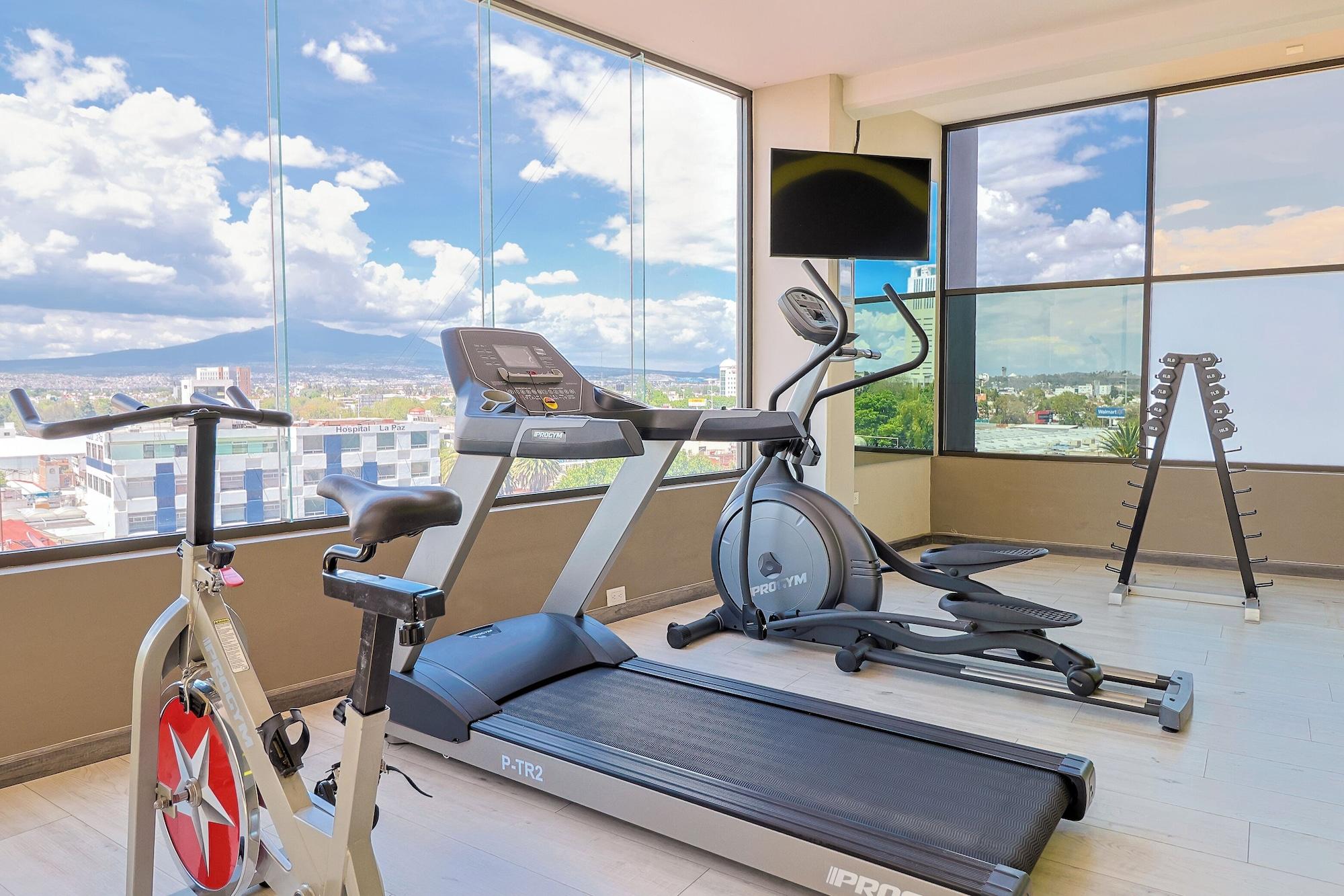Gimnasio Arkana Puebla by Grupo Amber