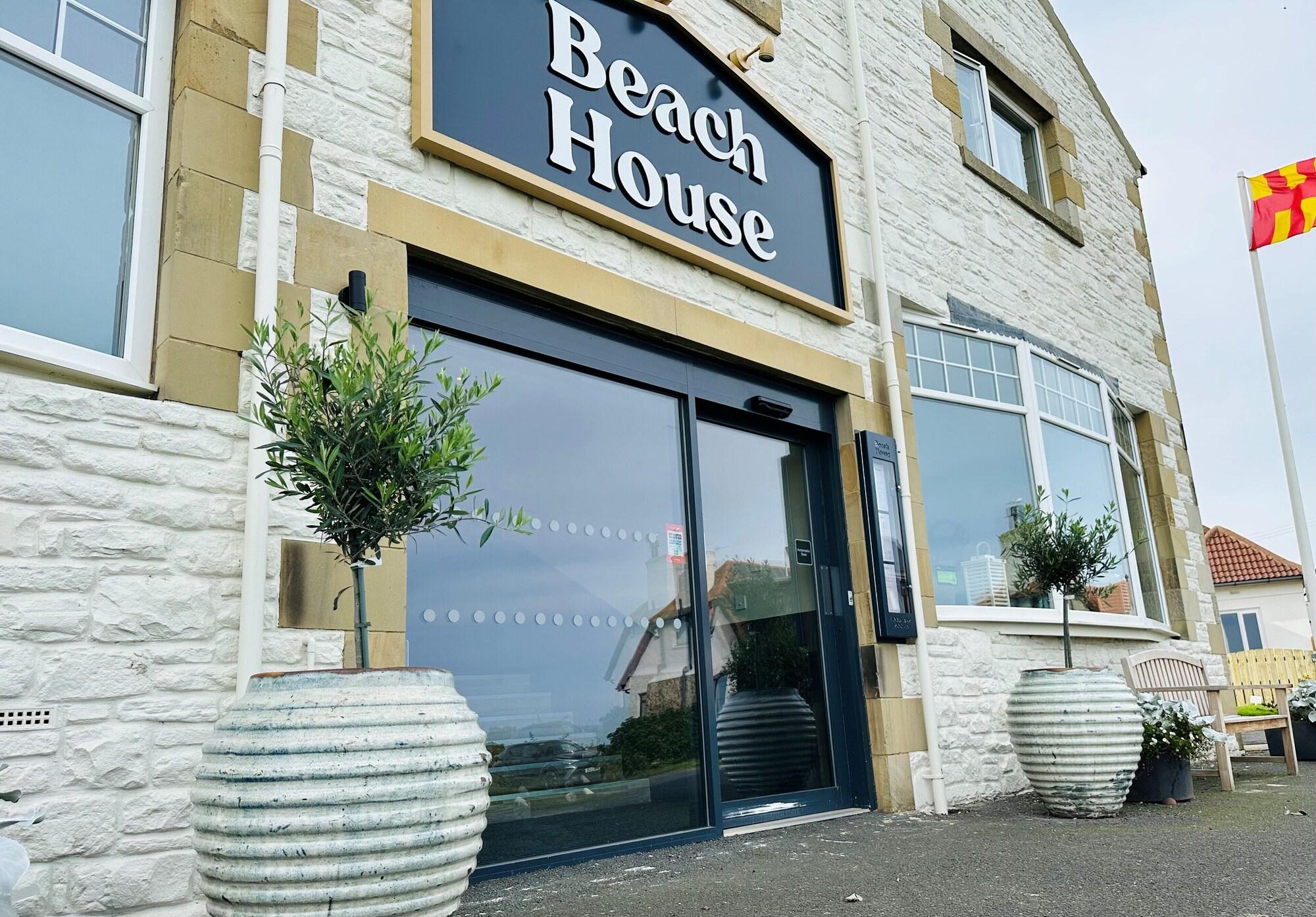 Vista Exterior Beach House Hotel