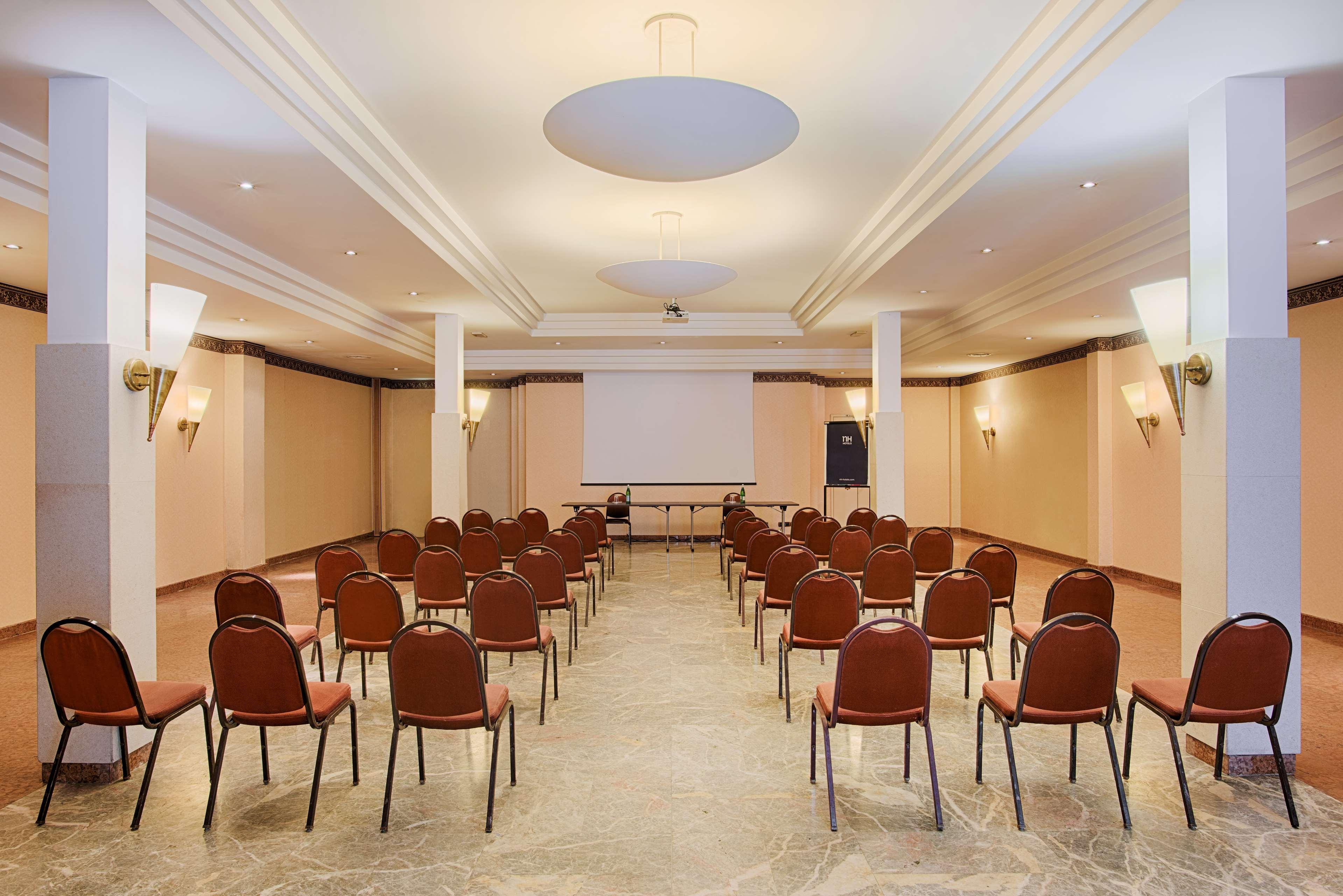 Sala de Reuniones NH Ravenna