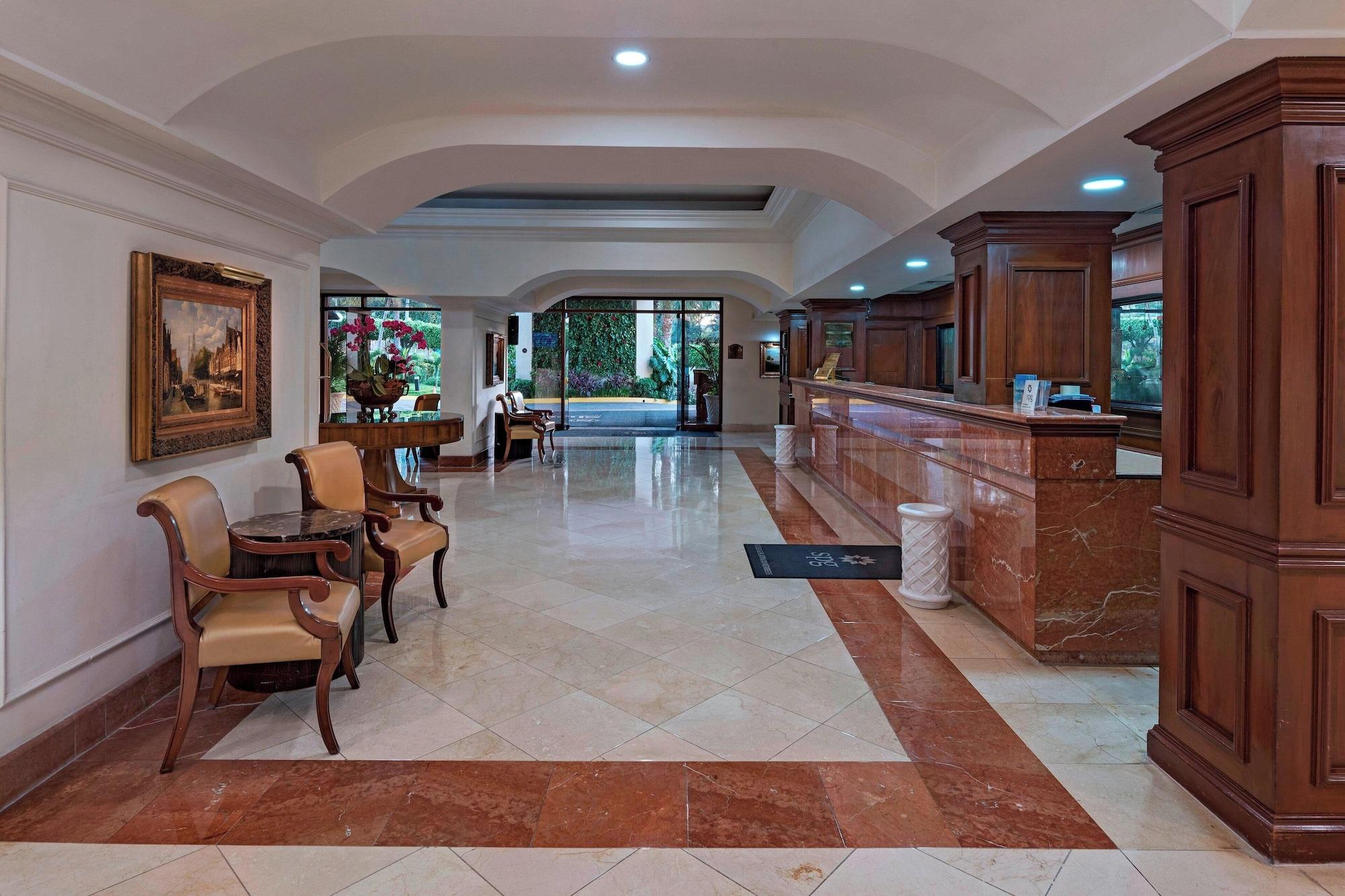 Vista Lobby Sheraton Presidente San Salvador Hotel