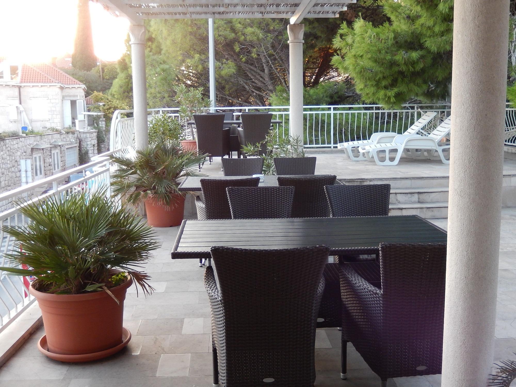 Restaurant Dubrovnik Apartments Kovacec