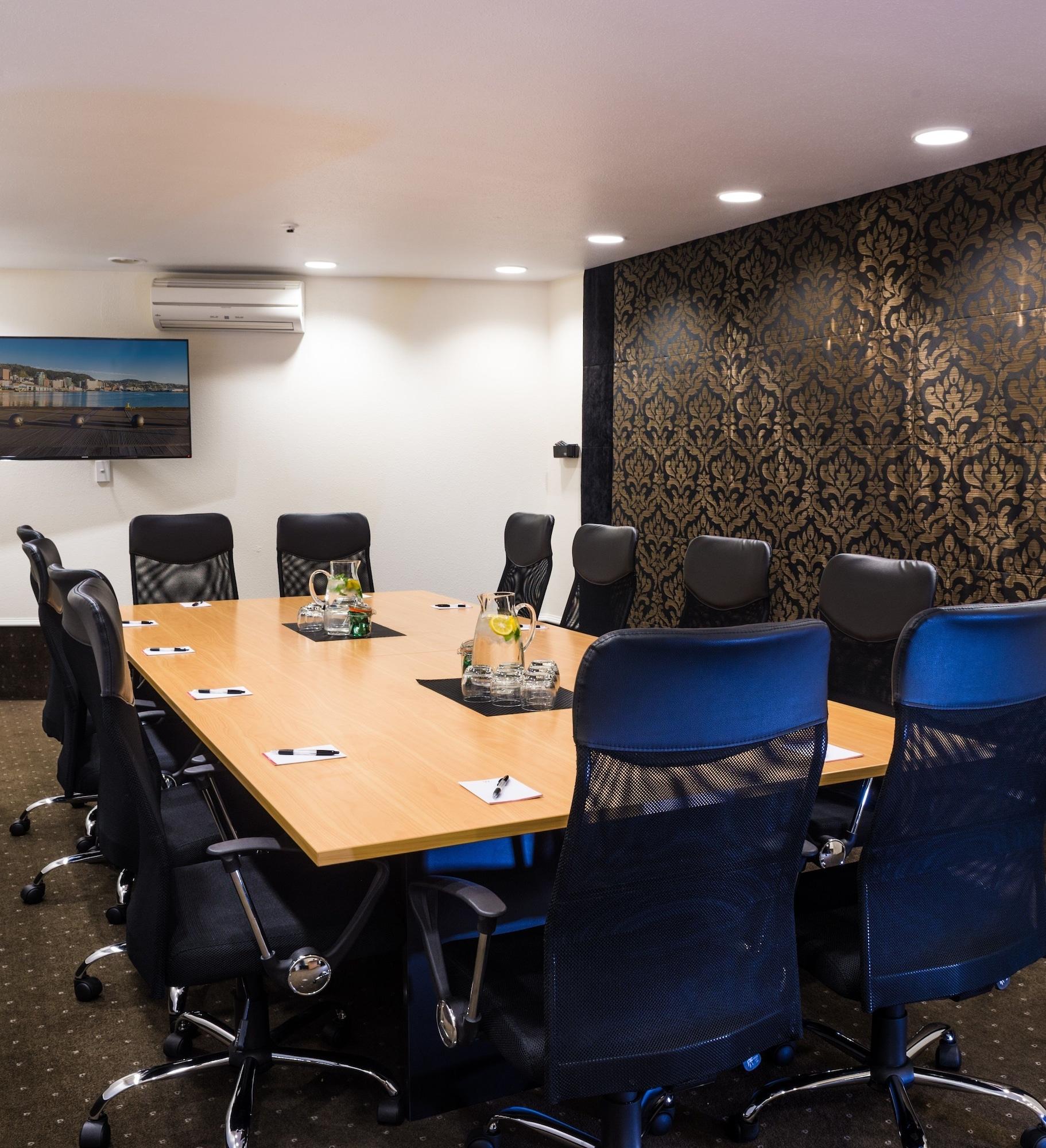 Sala de Reuniones West Plaza Hotel
