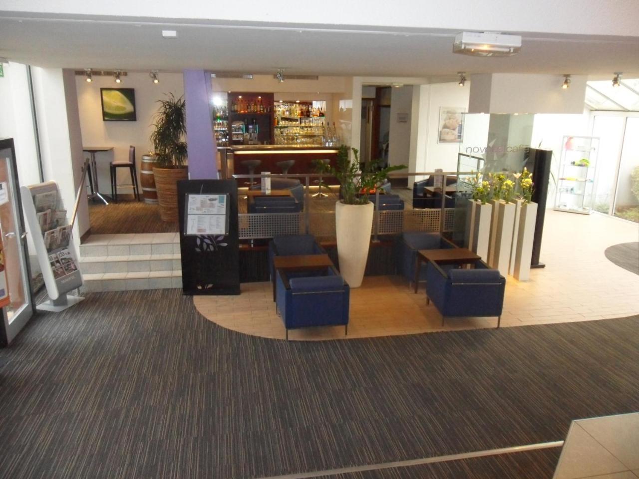 Vista Lobby Novotel Amiens Pôle Jules Verne