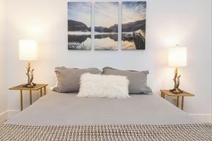 Alquiler Vacacional - Shangri-La in Etowah:  a serene + cheerful cottage near Pisgah & DuPont Forests