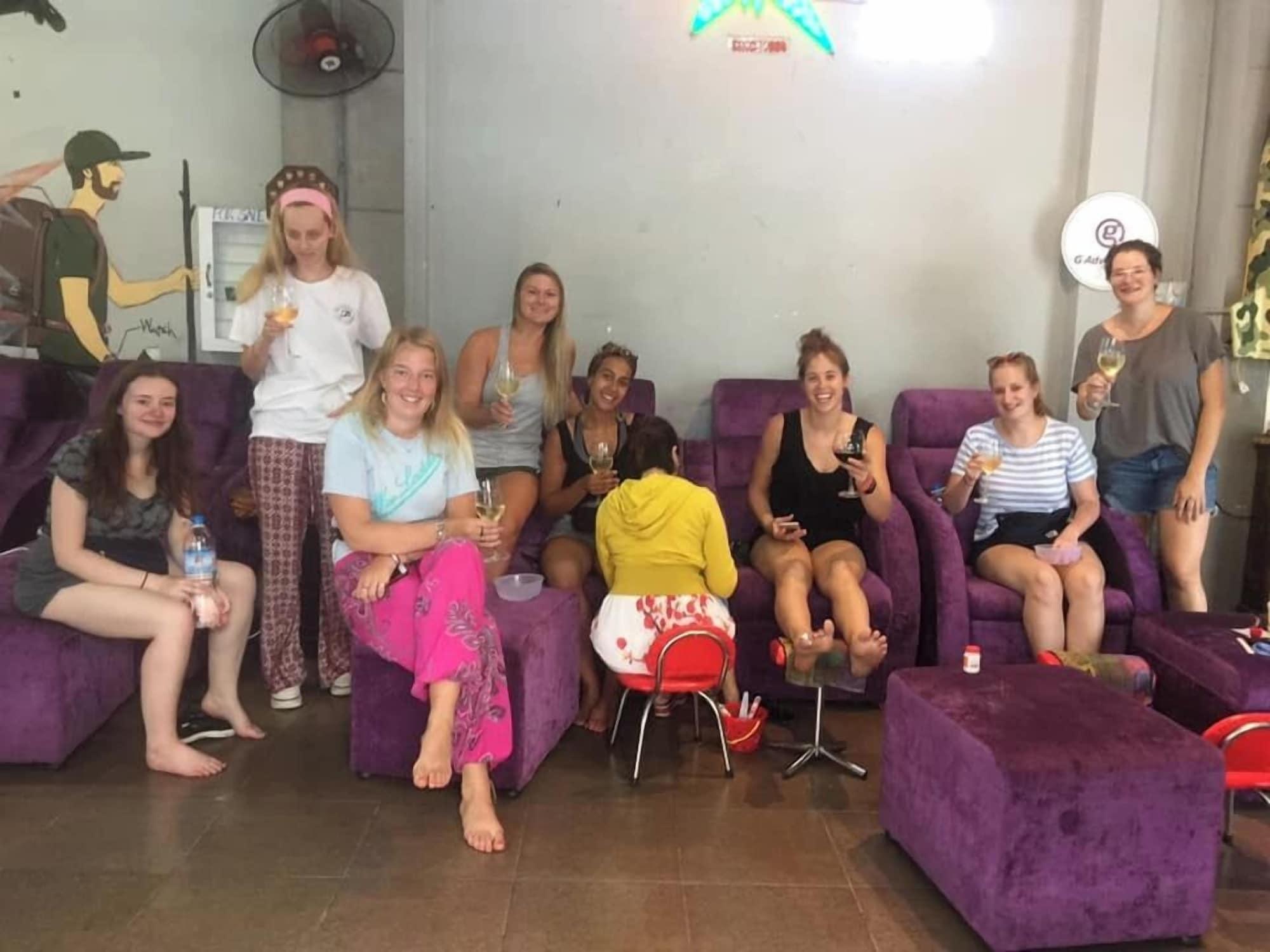 Spa DMZ Hostel Hue