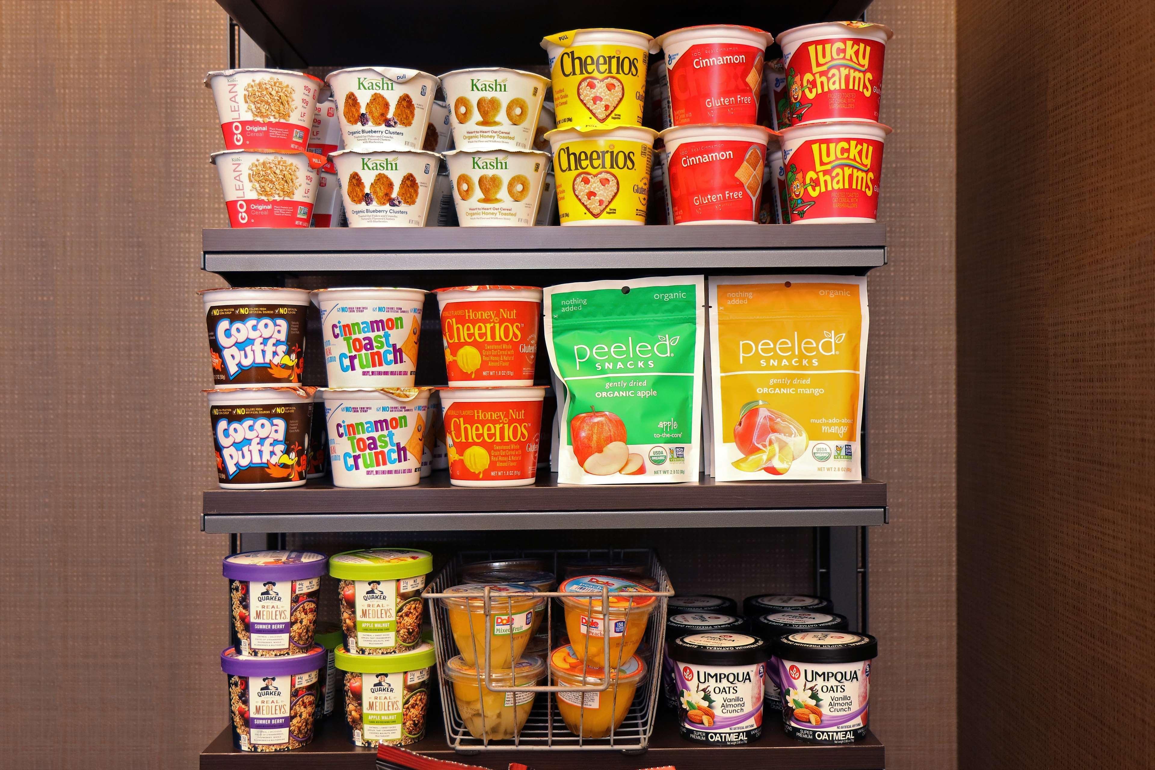 Bar/Salón Hilton Garden Inn New York/West 35th Street