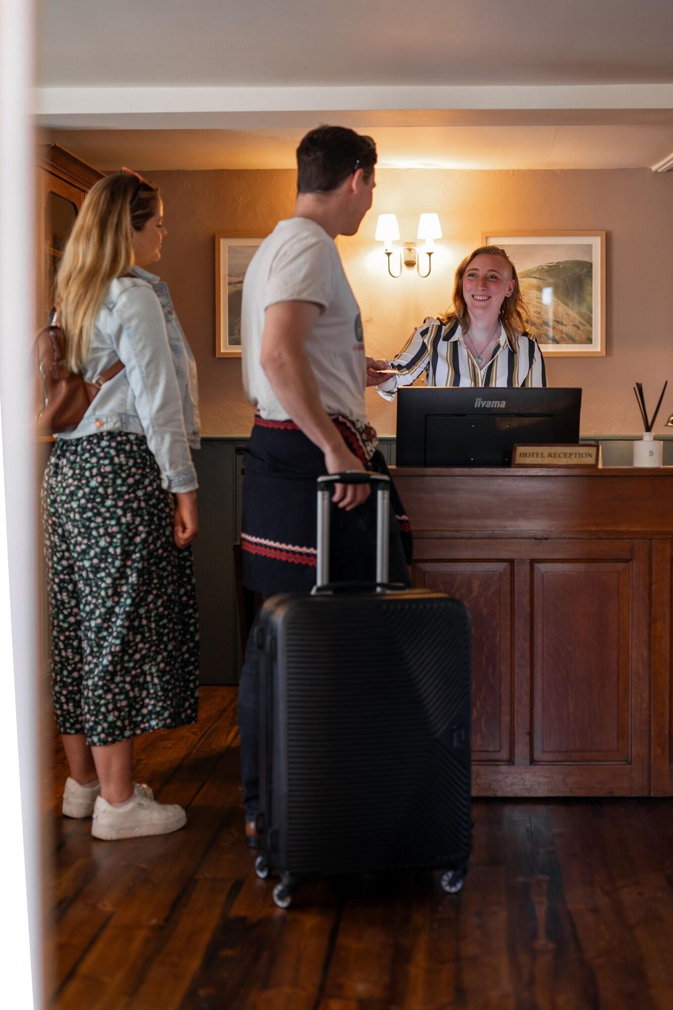 Vista Lobby The Lamb Hindon