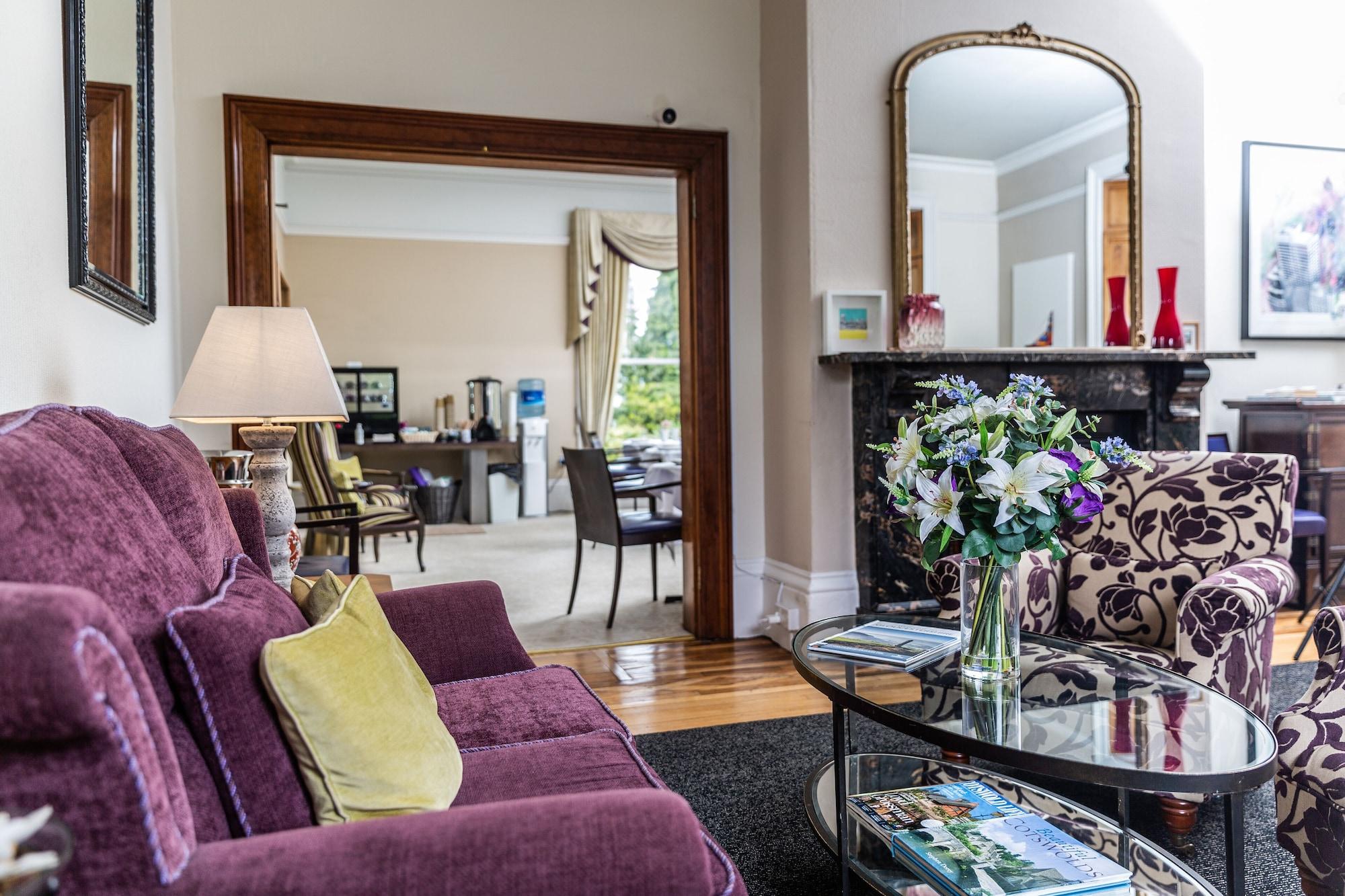 Bar/Salón Beaumont House