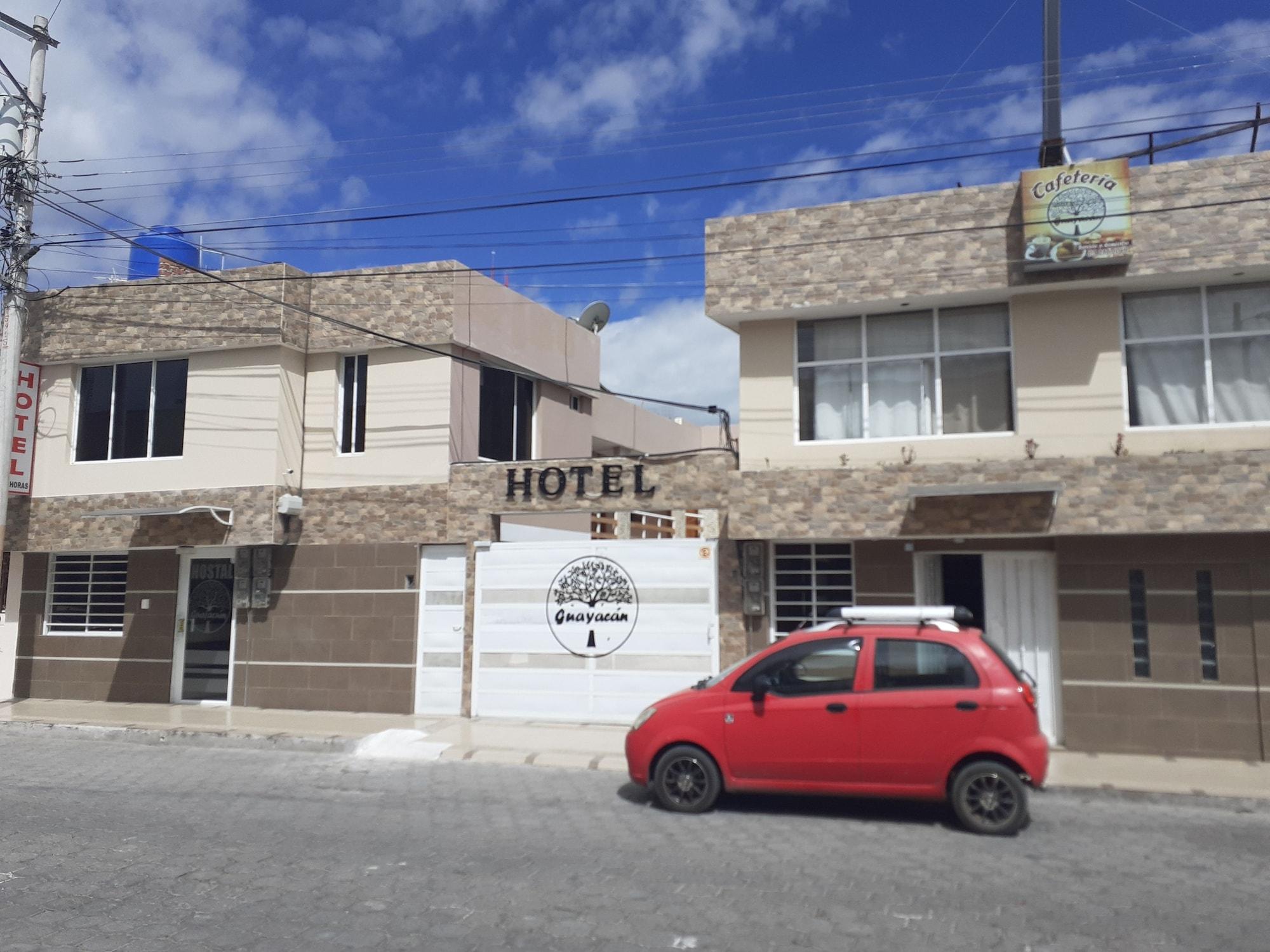 Vista Exterior Hostal Guajacum