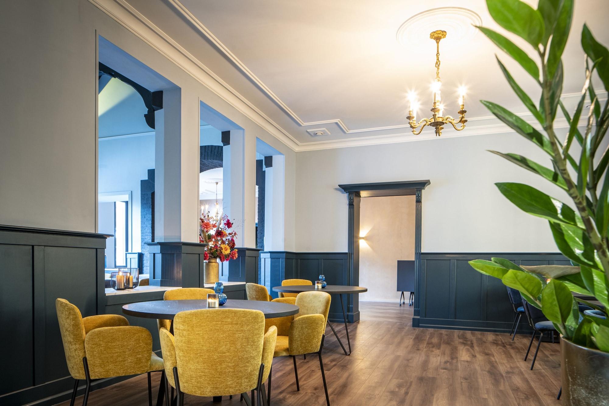 Vista Lobby The Rosendale
