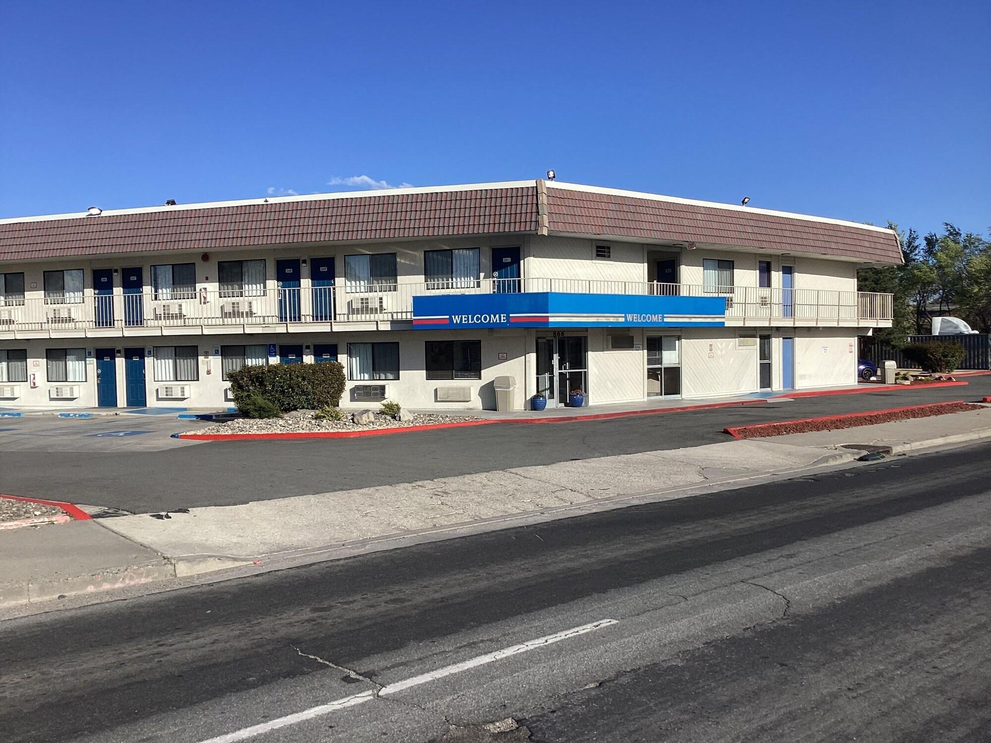 Varios Motel 6 Reno, NV - Livestock Events Center