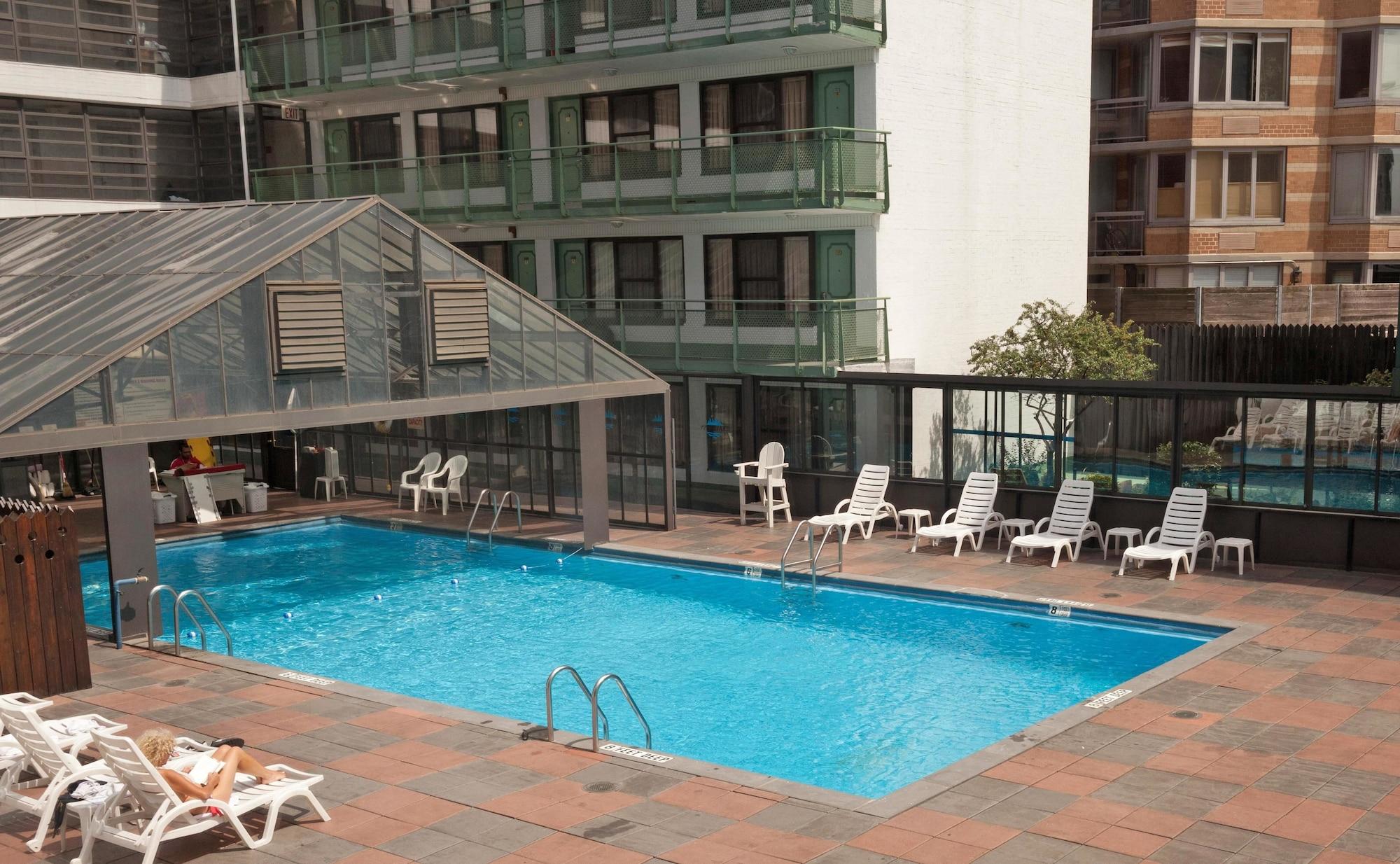 Vista Piscina Travel Inn Hotel