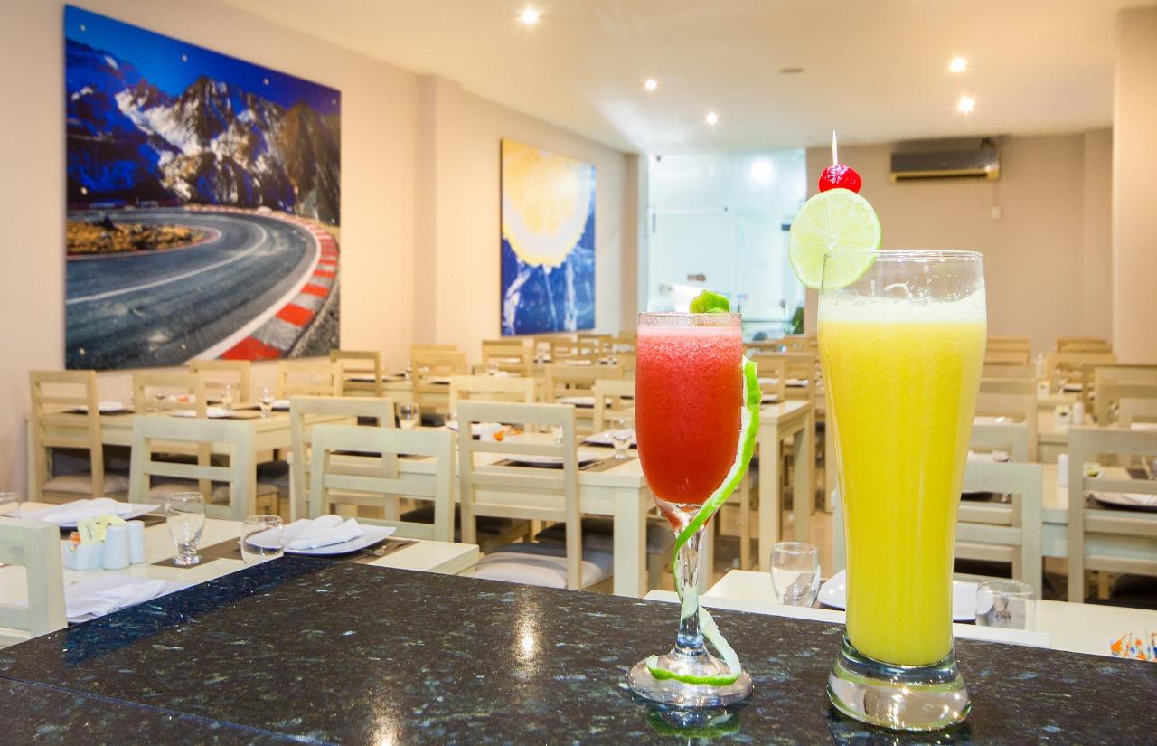 Bar/Salón Ribai Hotels